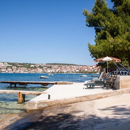 Marcel Apartment Mit Meerblick Trogir Exterior foto