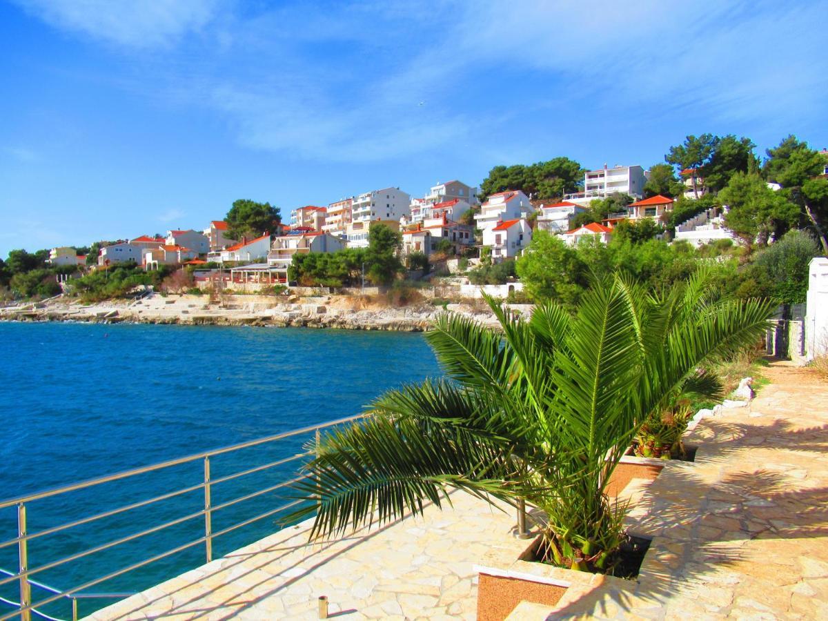 Marcel Apartment Mit Meerblick Trogir Exterior foto