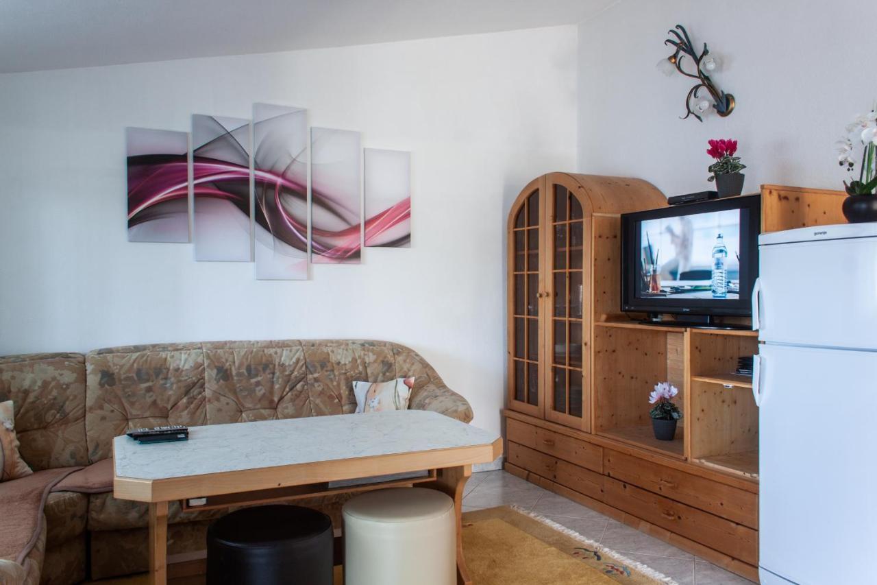 Marcel Apartment Mit Meerblick Trogir Exterior foto