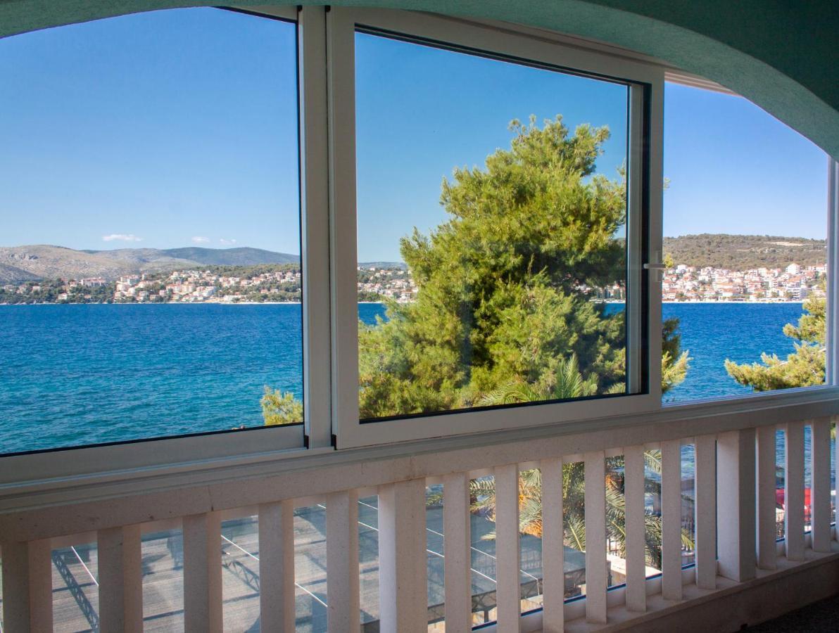 Marcel Apartment Mit Meerblick Trogir Exterior foto