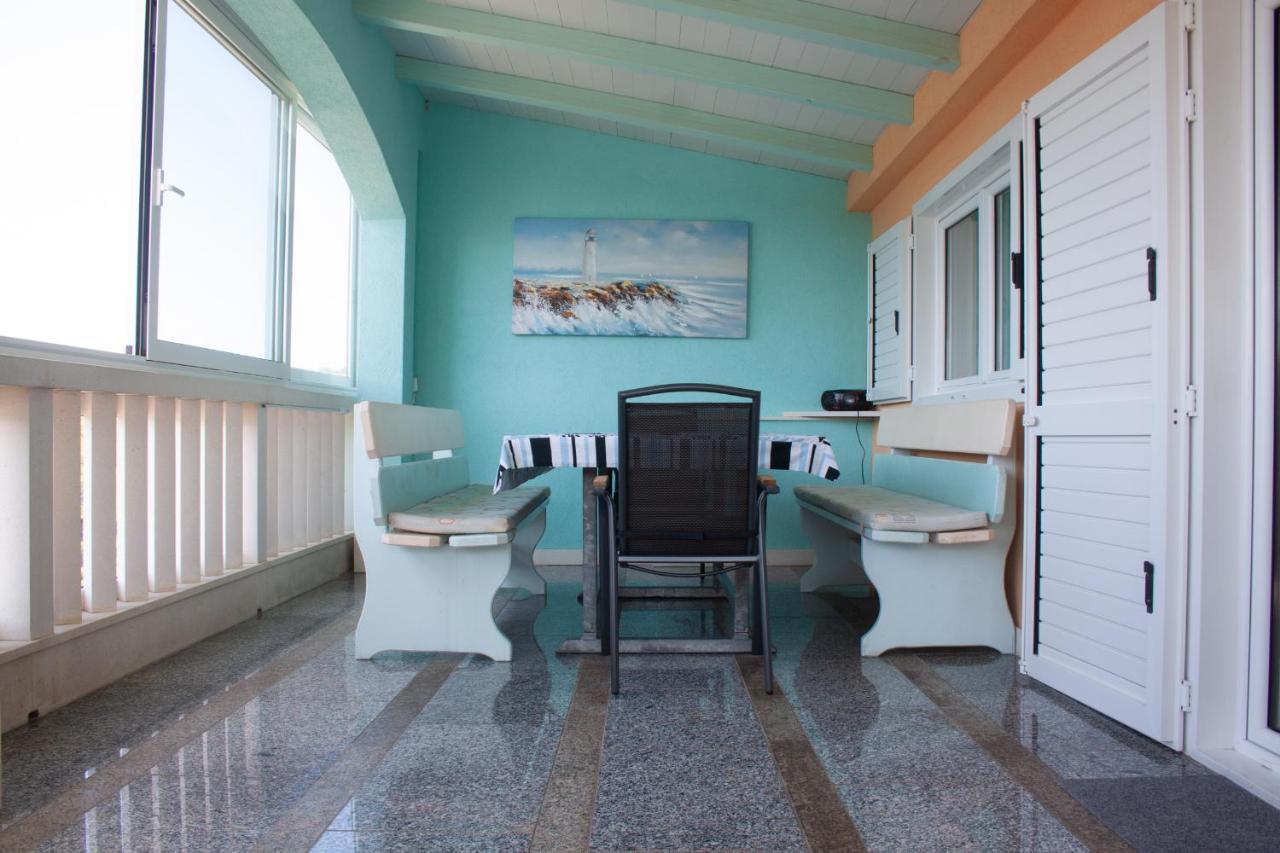 Marcel Apartment Mit Meerblick Trogir Exterior foto